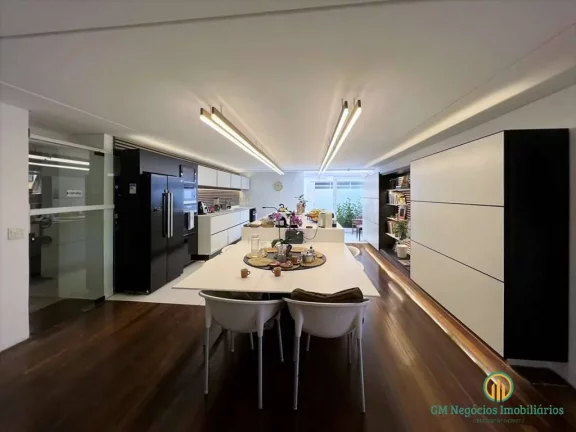 Imagem Casa com 5d/3sts. ESTILO ÚNICO ESPETACULAR E ENCANTADOR! SÓ VENDO!