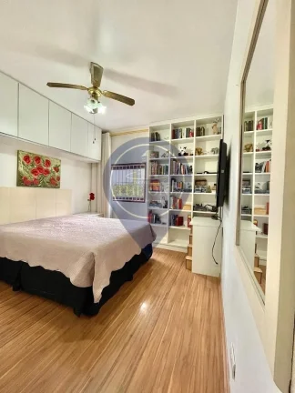 Imagem Imperdível! Casa à venda em São Paulo-SP, Vila Mariana, com 4 quartos, 1 suíte, 2 salas, 3 banheiros, 3 vagas de garagem e 185m².