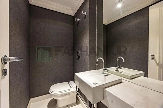 Imagem Imperdível apartamento de alto padrão à venda/locação em São Paulo-SP, Jardim Europa. 3 quartos, 3 suites, 4 salas, 5 banheiros, 4 vagas, 280m².