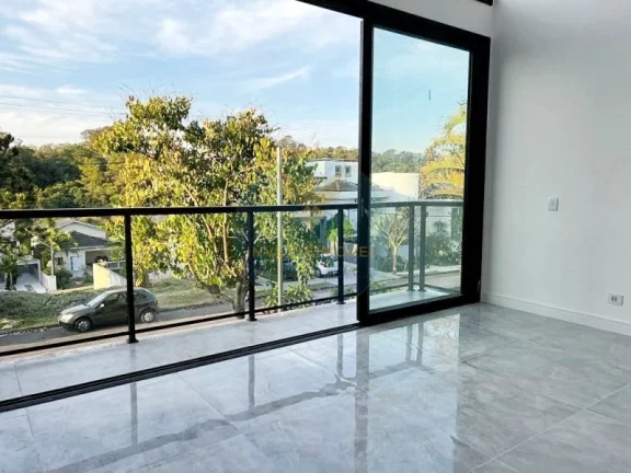 Imagem Casa em Condomínio a Venda no bairro Granja Viana - Cotia, SP