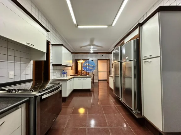 Imagem Apartamento grande à venda em Santos vista mar na Pompéia