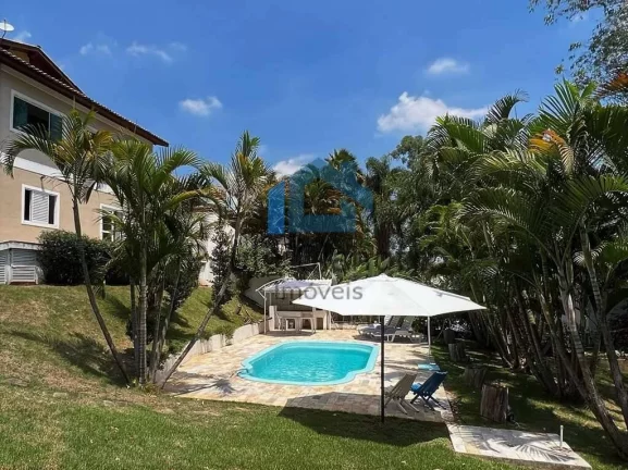 Imagem Casa à venda, linda, confortável e lazer na Granja Viana!