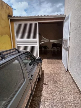Imagem Sobrado com 3 dormitórios à venda, 180 m² por R$ 695.000,00 - Sítio São José - Suzano/SP