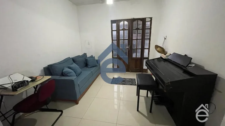 Imagem Casa à venda, Barro Duro, 3 quartos, um suite, ótima localização