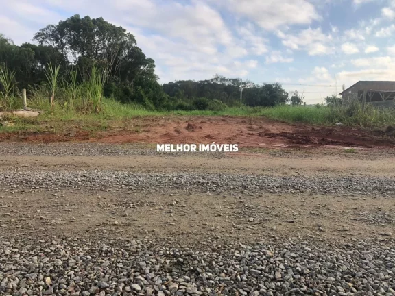 Imagem Terreno a venda com 402 m² em Balneário Piçarras.