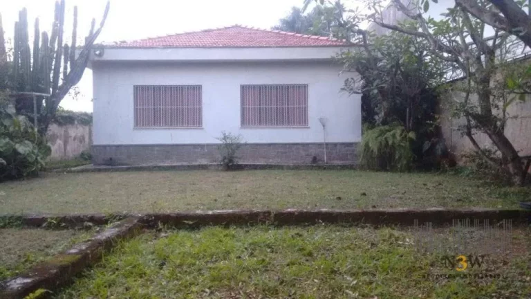 Imagem Casa à venda no Alto de Pinheiros São Paulo SP com 3 dormitórios, 1 suíte, 6 vagas de garagem