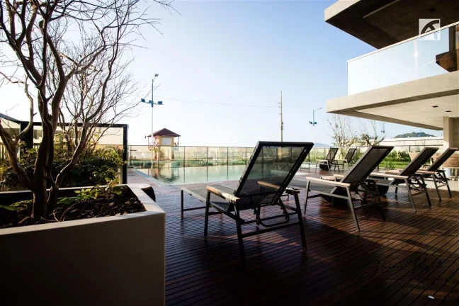 Imagem Frente ao Mar para Venda em Itajaí / SC no bairro Praia Brava de Itajaí