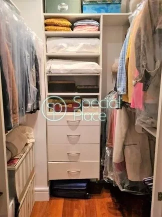 Imagem Ótimo apartamento em Higienópolis com 312m² de área privativa, 4 suítes e 4 vagas na garagem. E...