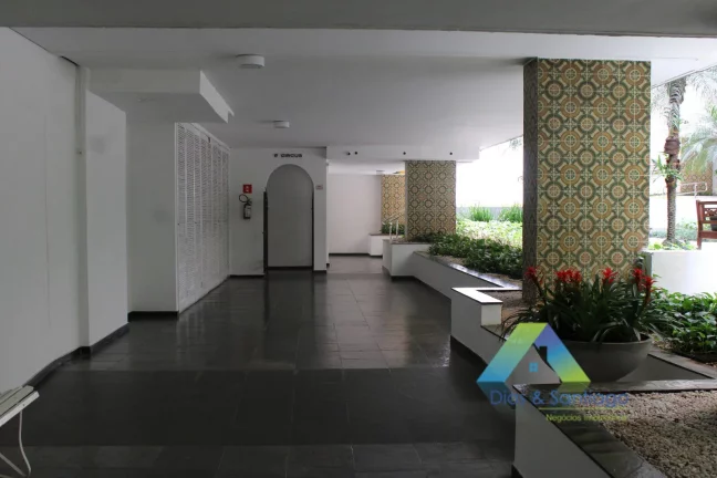 Imagem Amplo apartamento com 80m² em localização privilegia no Bairro Cerqueira Cesar a 1km da Estação Metrô Consolação.