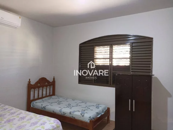 Imagem Casa com 3 dormitórios à venda, 200 m² por R$ 380.000,00 - Setor Afonso Pena - Itumbiara/GO