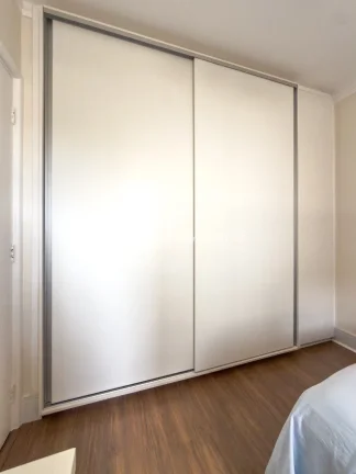 Imagem Apartamento à venda no miolo do Cambuí, em uma das ruas mais tranquilas e valorizadas do bairro. C...