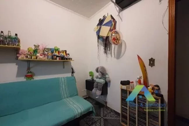 Imagem Casa à venda com 180m², 4 quartos e 2 vagas
