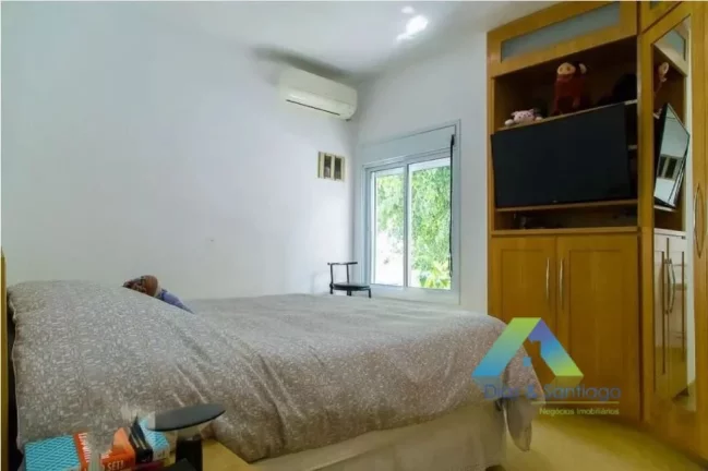 Imagem Linda casa à venda com 262m², próximo ao metrô Praça da Arvore e Saúde.