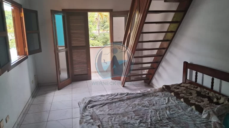 Imagem Imperdível: Casa à venda em Ubatuba-SP, bairro Perequê Açu, 3 quartos, 3 suítes, 1 sala, 3 vagas de garagem, 225m². Venha conferir!
