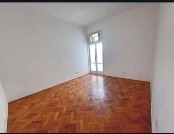 Imagem Vendo quadra da praia Domingos Ferreira de frente, 3 quartos, vaga .
