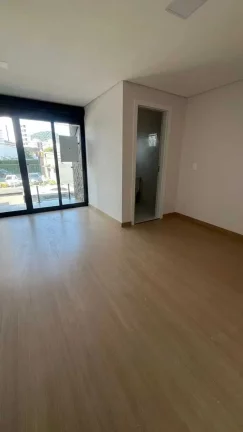 Imagem Geminado alto padrão com 3 suítes sendo 1 master e 2 vagas de garagem - Saguaçu | Joinville/SC