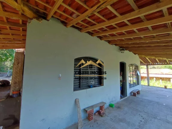 Imagem Chácara com 2 dormitórios à venda, 2611 m² por R$ 350.000,00 - Congonhal - Tatuí/SP