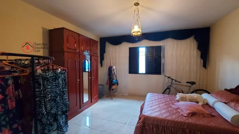 Imagem SOBRADO A VENDA PRÓXIMO AO SHOPPING ANÁLIA FRANCO. TEM 220 METROS, 2 DORMITÓRIOS, 1 SUITE MASTER COM CLOSET E VARANDA.