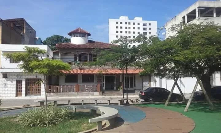 Imagem CASA COMERCIAL em GUARAPARI - ES, CENTRO