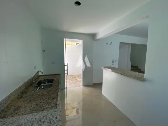 Imagem Casa Alta 2 dormitórios com 2 suítes e garagem - em Campo Grande, Santos/SP
