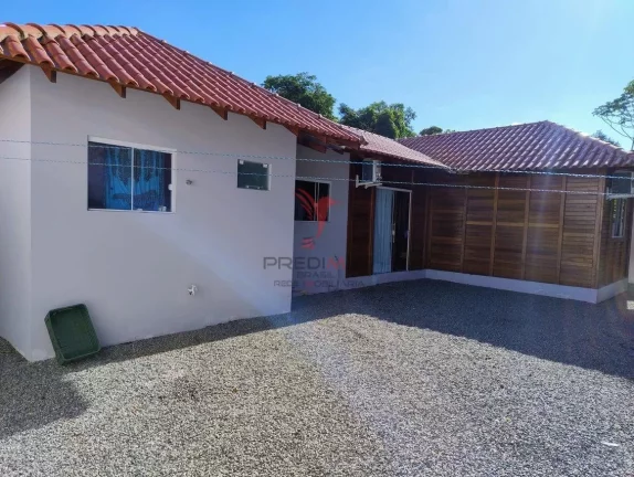 Imagem ...lt;br...gt;Linda casa, localizada na cidade de Barra Velha -SC, na regi...atilde;o conhecida como...