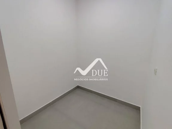 Imagem Apartamento com 2 dormitórios e dependencia completa de empregada, vaga d garagem demarcada à venda, 90 m² por R$ 470.000 - Campo Grande - Santos/SP