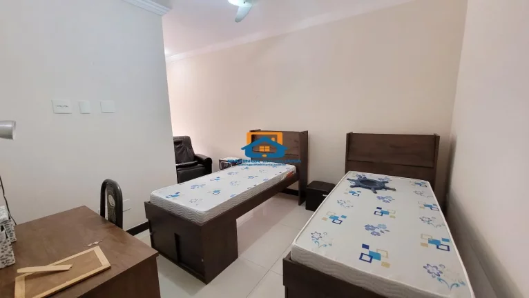 Imagem Já imaginou em morar em um imóvel lindo, casa duplex, espaçosa, acabamento diferenciado, em uma excelente localização no bairro Residencial Bethânia.