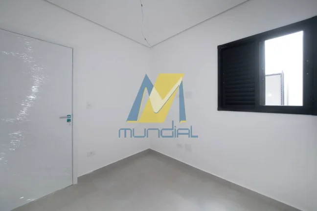 Imagem Casa Térrea com 3 Dormitórios, Suíte, Pé-Direito Duplo e Quintal Amplo