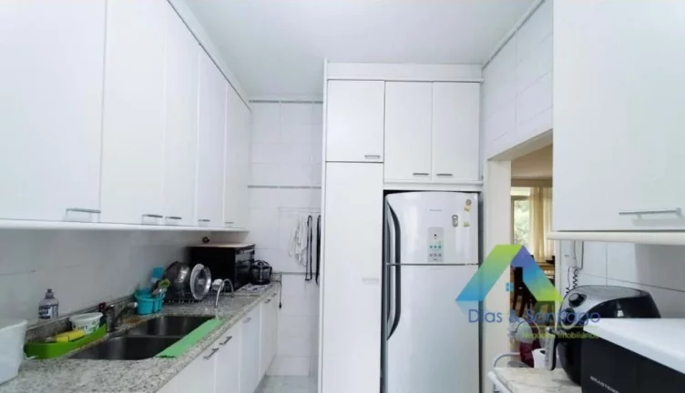 Imagem CERQUEIRA CESAR Apartamento 238M², 4 dormitórios, 2 vagas, a 3 minutos da estação do metro Consolação ótima localização e valor !!!