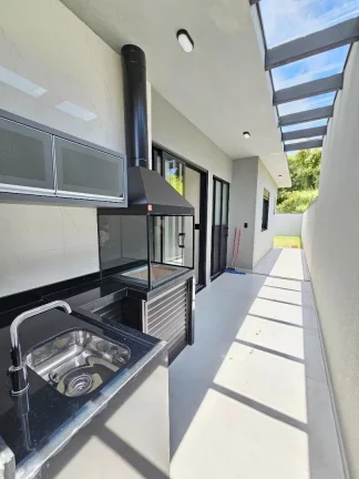 Imagem Casa com quintal fundo área verde e 3 dormitórios à venda, 152 m² por R$ 1.300.000 - Condomínio Fechado - Indaiatuba/SP