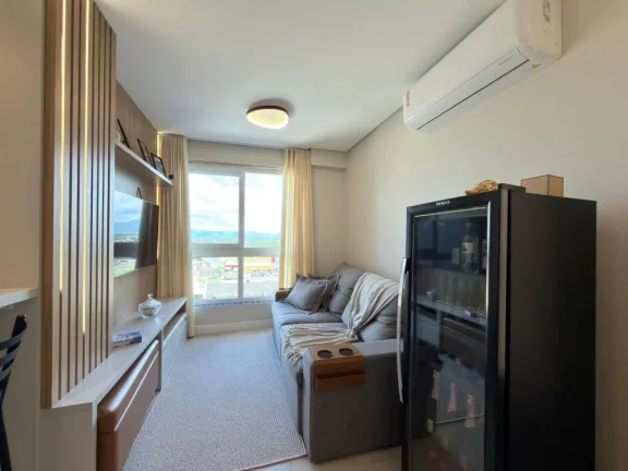 Imagem Apartamento 2Dórmitórios dependência - Bairro Zona Nova