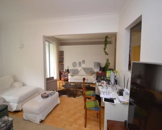 Imagem Lindíssimo apartamento, totalmente reformado, moderno, espaçoso, living para dois ambientes, varan...