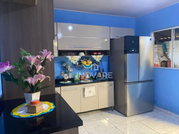 Imagem Casa com 3 dormitórios à venda por R$ 350.000,00 - Setor Buritys - Itumbiara/GO