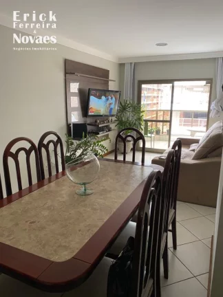 Imagem 3 quartos sendo duas suítes vista lateral para o mar