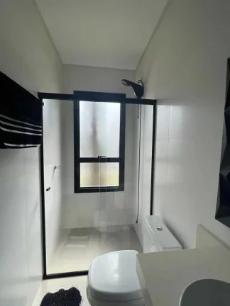 Imagem Casa de alto padrão em condomínio com 4 suítes em Camboriú/SC