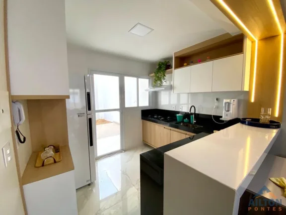 Imagem Casa com 3 Suítes Mobiliada e Decorada à Venda no Bairro Jardim Boa Vista - Guarapari/ES