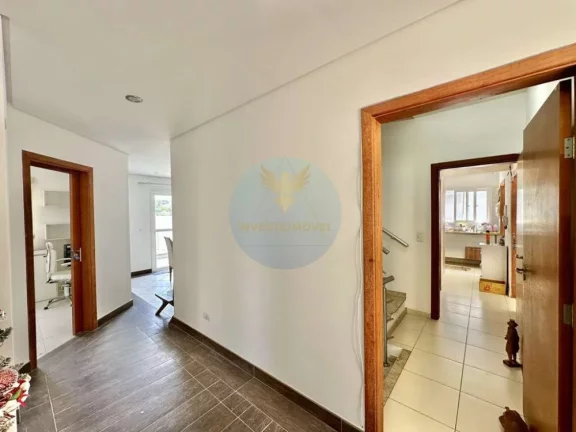 Imagem Casa em Condomínio a Venda no bairro Golf Gardens - Carapicuíba, SP