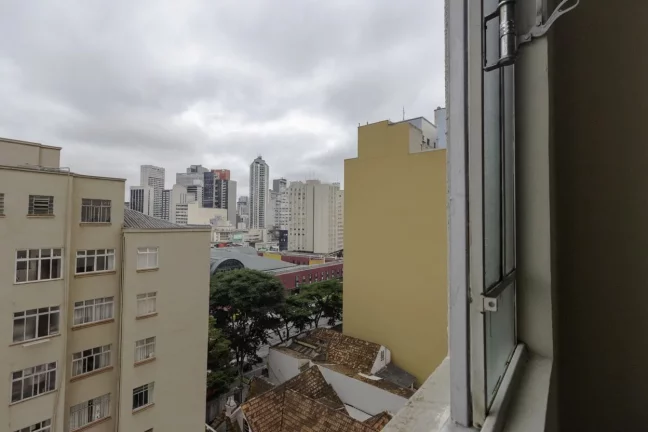 Imagem Apartamento a Venda 2 quartos no Centro de Curitiba