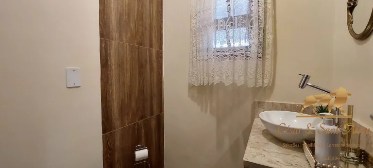 Imagem Linda casa p/ locação por Temporada em Campos do Jordão/SP