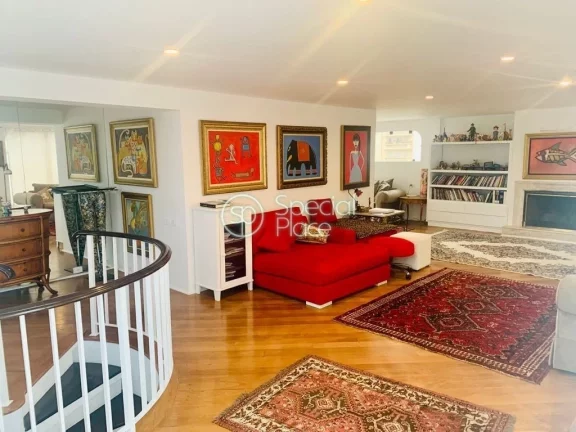 Imagem Cobertura duplex com 357m² na Vila Nova Conceição, próximo à Praça Pereira Coutinho. No primei...