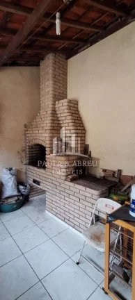 Imagem Sobrado de 3 Quartos, sendo 1 Suíte, 2 Vagas, Financia, Sóton, Área de Lazer com Churrasqueira no Jardim Mauá-SP