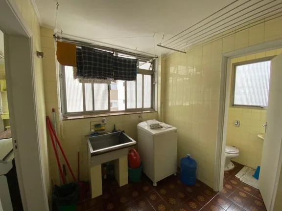 Imagem Apartamento Perdizes - 143M², 3 Dorms, 1 Suíte, Sala para 2 Ambientes, 2 Vagas Independentes, Varanda, Armários, Banheira.