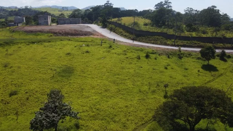 Imagem Terreno à venda, 1244 m² por R$ 300.000,00 - Recreio Sertãozinho - Suzano/SP