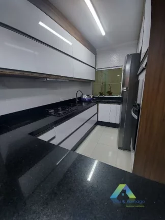 Imagem SANTO ANDRÉ Sobrado 115M², 2 dormitórios, 2 vagas, varanda gourmet ótima localização e valor !!!