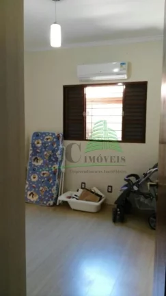 Imagem Casa para Venda em Limeira, Jardim Ipanema, 3 dormitórios, 1 suíte, 3 banheiros, 2 vagas