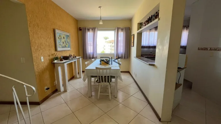 Imagem Cobertura duplex a venda no bairro Praia Grande em Ubatuba-SP