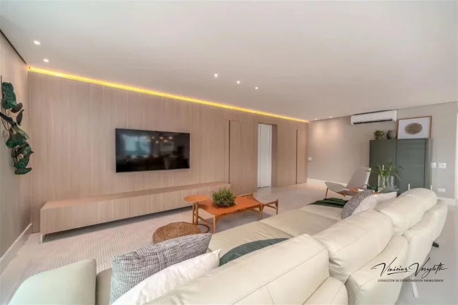 Imagem Apartamento 4 ou + dormitórios para Venda em Itajaí / SC no bairro Praia Brava de Itajaí
