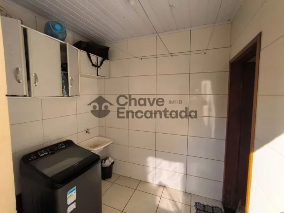 Imagem Casa com barracao um excelente custo beneficio.