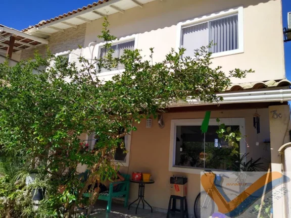 Casa-Sobrado, 2 pavimentos, por ótimo preço