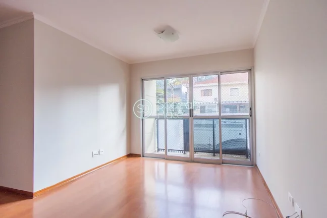 Imagem Ótimo apartamento com 78m², 3 dormitórios, sendo uma suíte, living com varanda, sala de jantar, ...